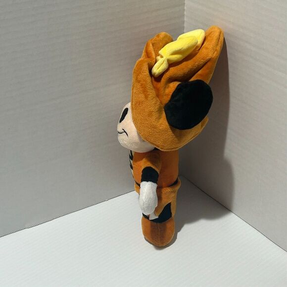 Disney Fetch for Pets 9" Minnie Mouse Witch Halloween Plush Squeaky Toy for Dogs - Picture 10 of 14